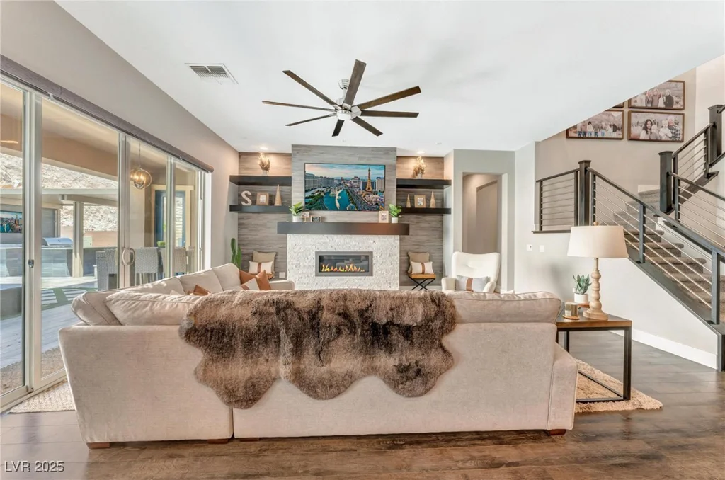 12617 New Providence, Las Vegas, NV 89141