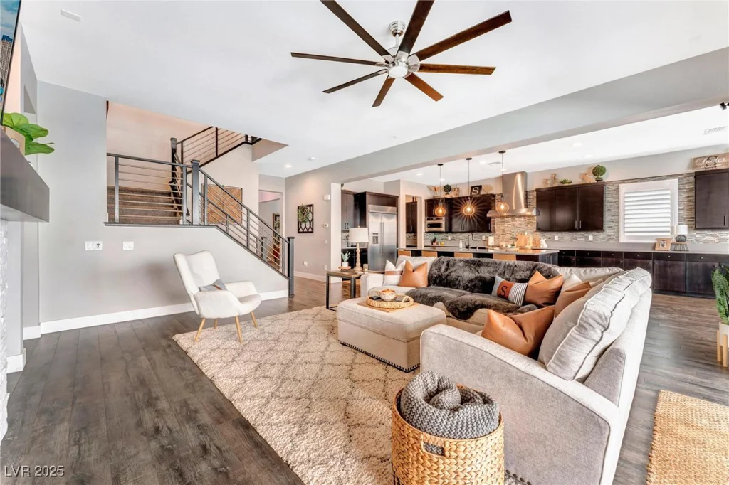 12617 New Providence, Las Vegas, NV 89141