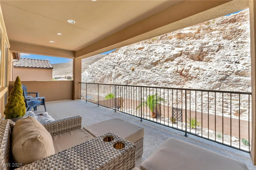 12617 New Providence, Las Vegas, NV 89141
