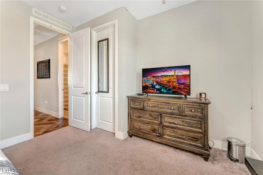 12617 New Providence, Las Vegas, NV 89141