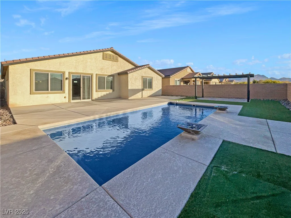 347 Milan, Henderson, NV 89015