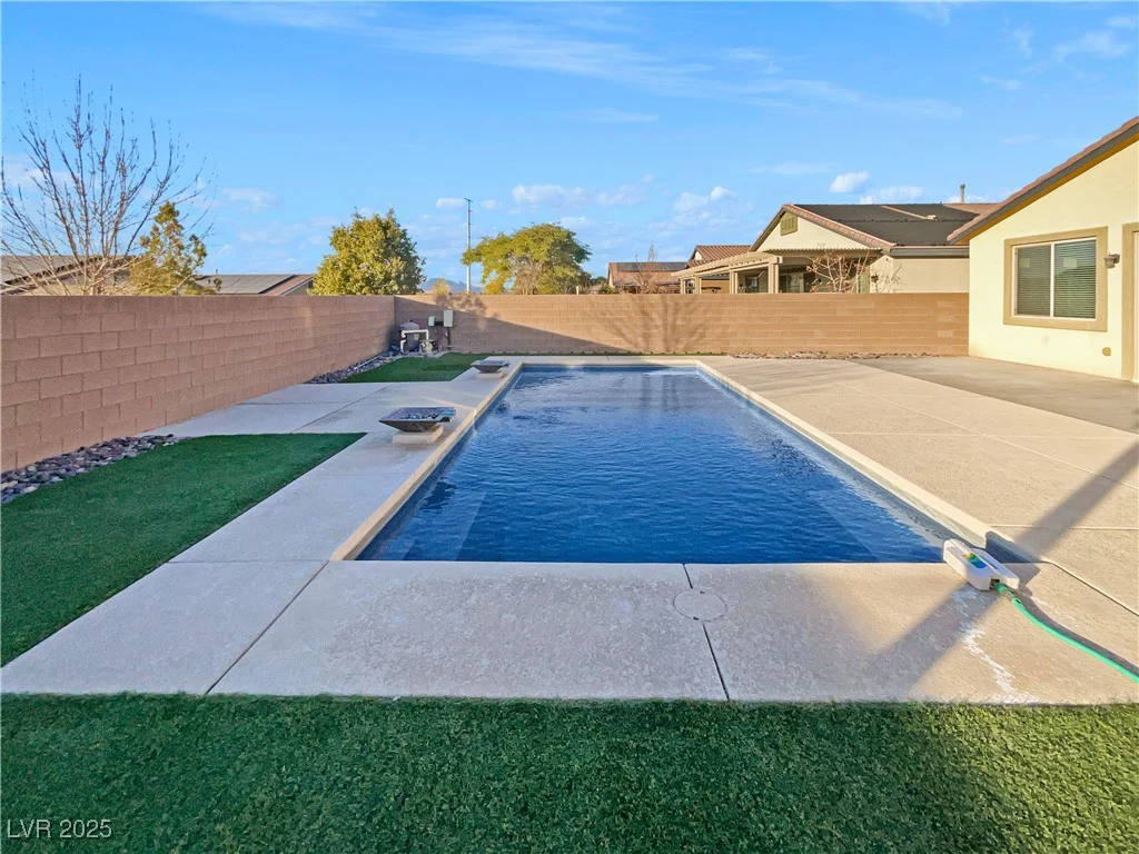 347 Milan, Henderson, NV 89015