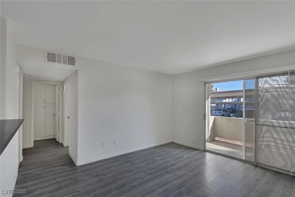 3051 Key Largo, Las Vegas, NV 89120