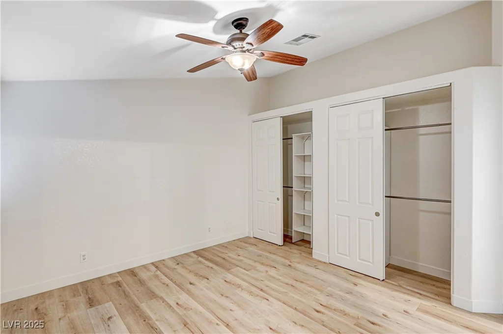 1809 Derbyshire, Las Vegas, NV 89117