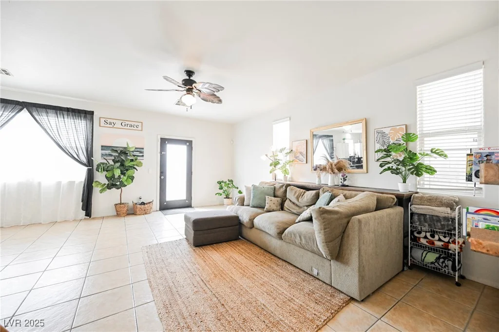 4937 Caprock Canyon, Las Vegas, NV 89139