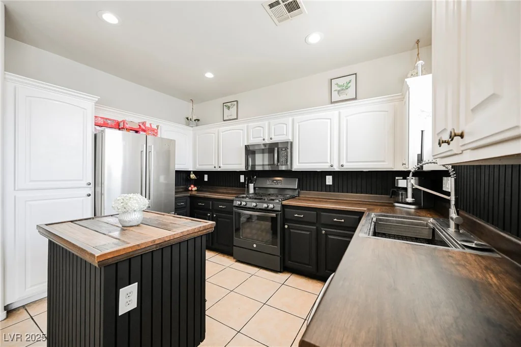 4937 Caprock Canyon, Las Vegas, NV 89139