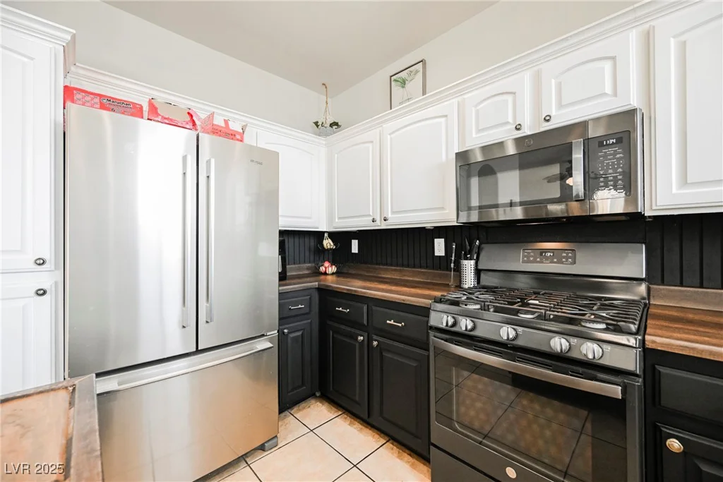 4937 Caprock Canyon, Las Vegas, NV 89139