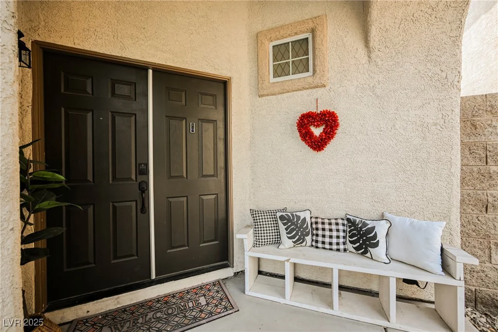 4937 Caprock Canyon, Las Vegas, NV 89139