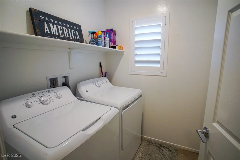 161 Petaluma Valley, Las Vegas, NV 89138