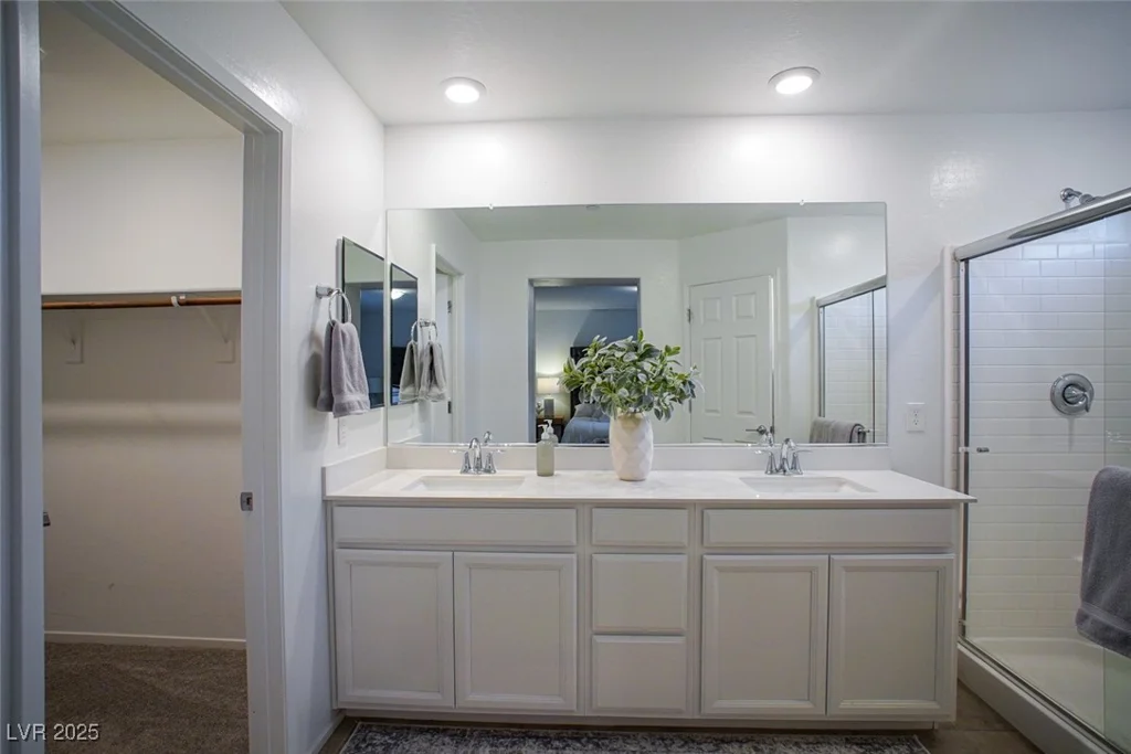 161 Petaluma Valley, Las Vegas, NV 89138