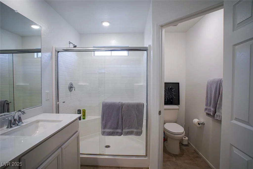 161 Petaluma Valley, Las Vegas, NV 89138