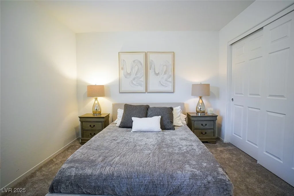 161 Petaluma Valley, Las Vegas, NV 89138
