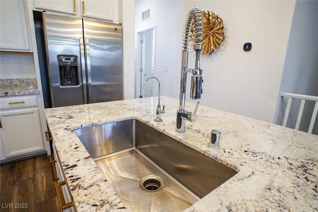 161 Petaluma Valley, Las Vegas, NV 89138