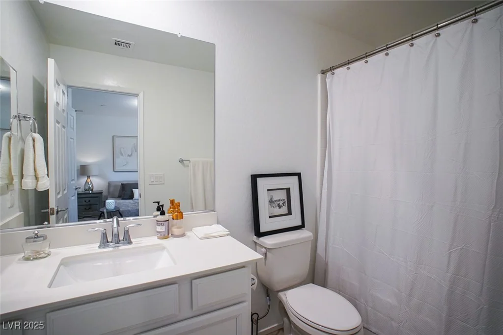 161 Petaluma Valley, Las Vegas, NV 89138