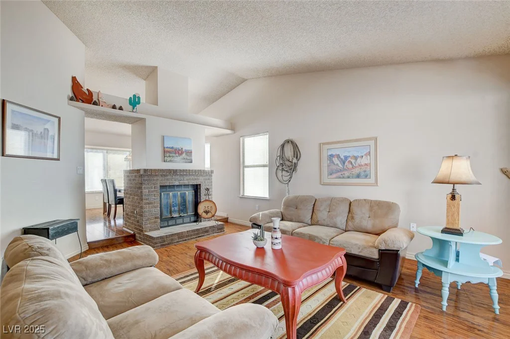 3331 Palmdesert, Las Vegas, NV 89120