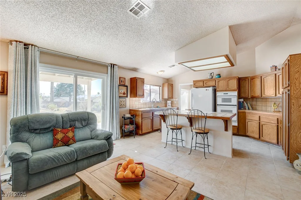 3331 Palmdesert, Las Vegas, NV 89120