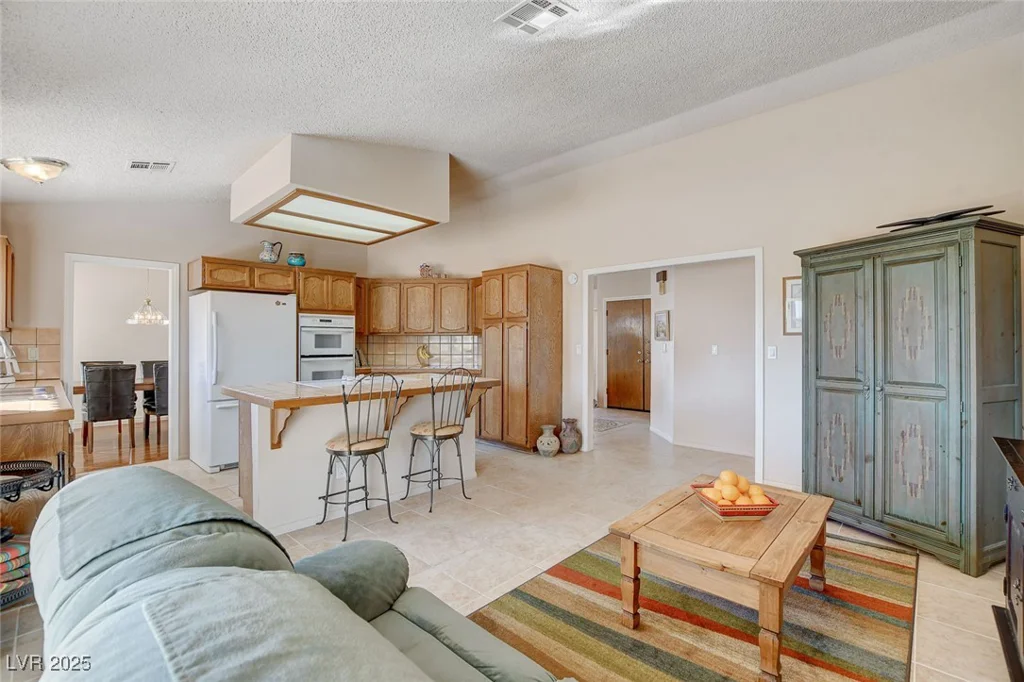 3331 Palmdesert, Las Vegas, NV 89120