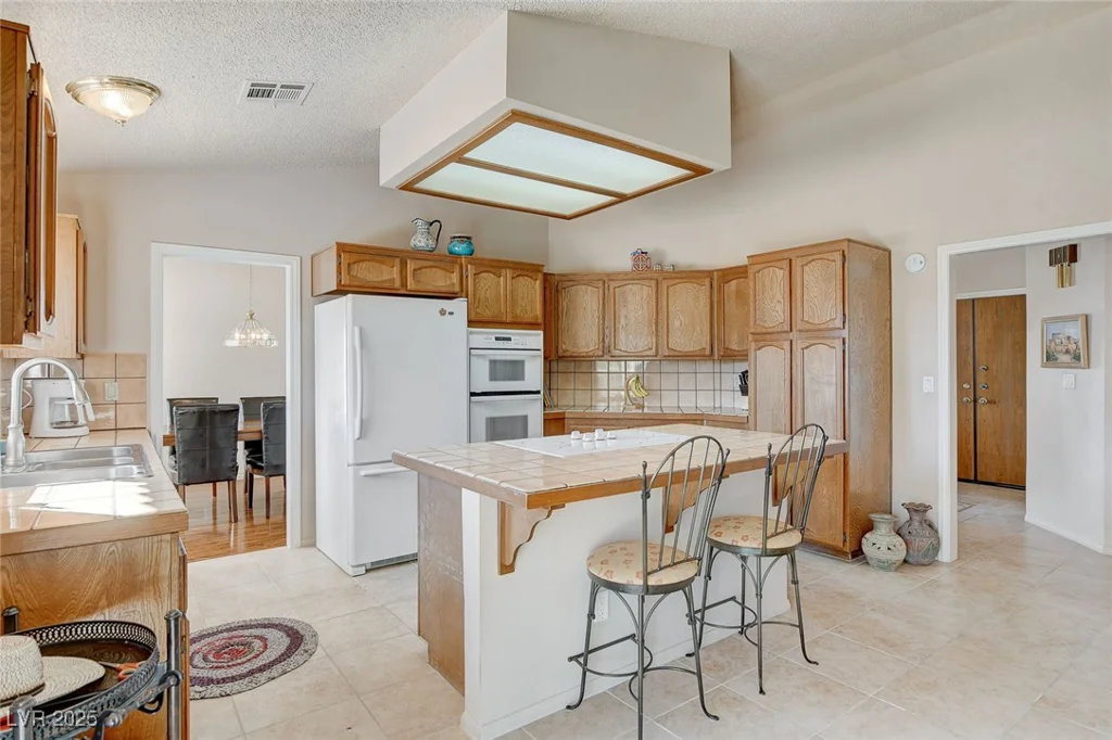 3331 Palmdesert, Las Vegas, NV 89120