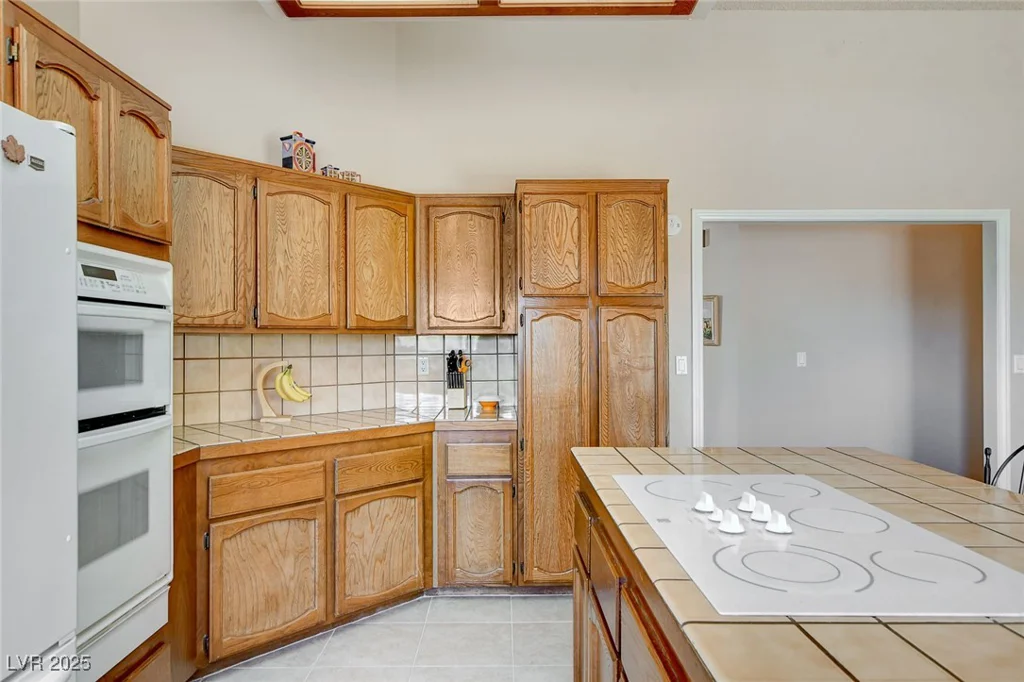 3331 Palmdesert, Las Vegas, NV 89120