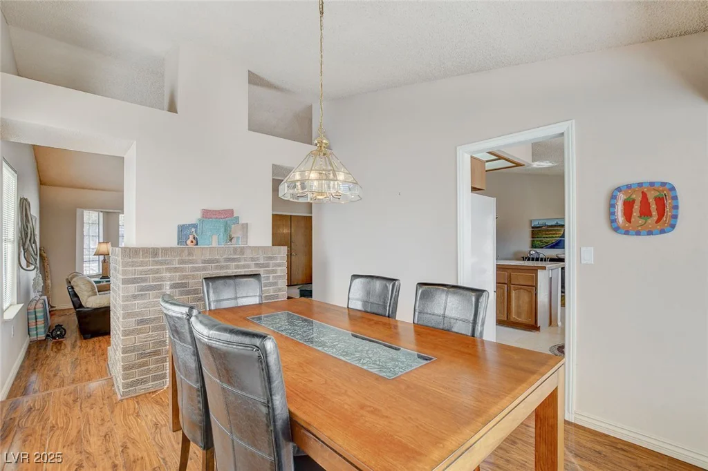 3331 Palmdesert, Las Vegas, NV 89120