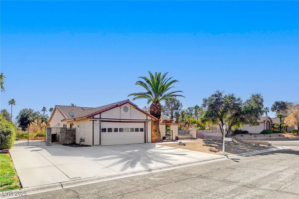 3331 Palmdesert, Las Vegas, NV 89120