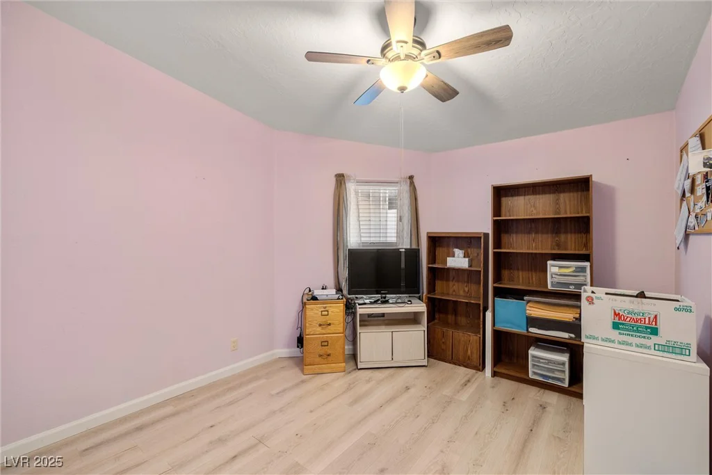 2300 Mielzynski, Pahrump, NV 89048