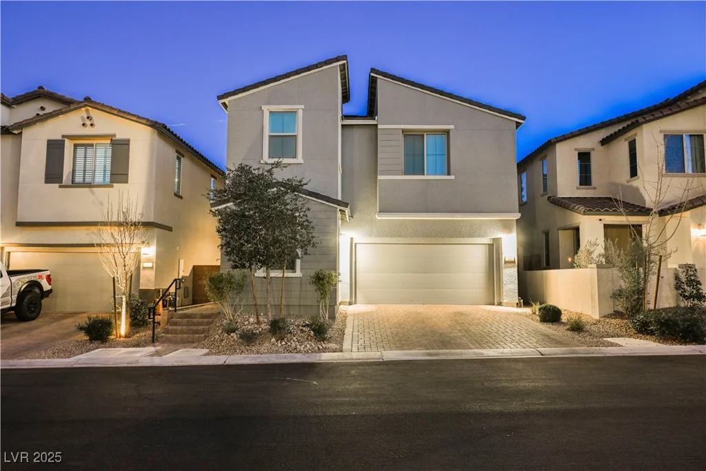 43 Flora Sagio, Henderson, NV 89011