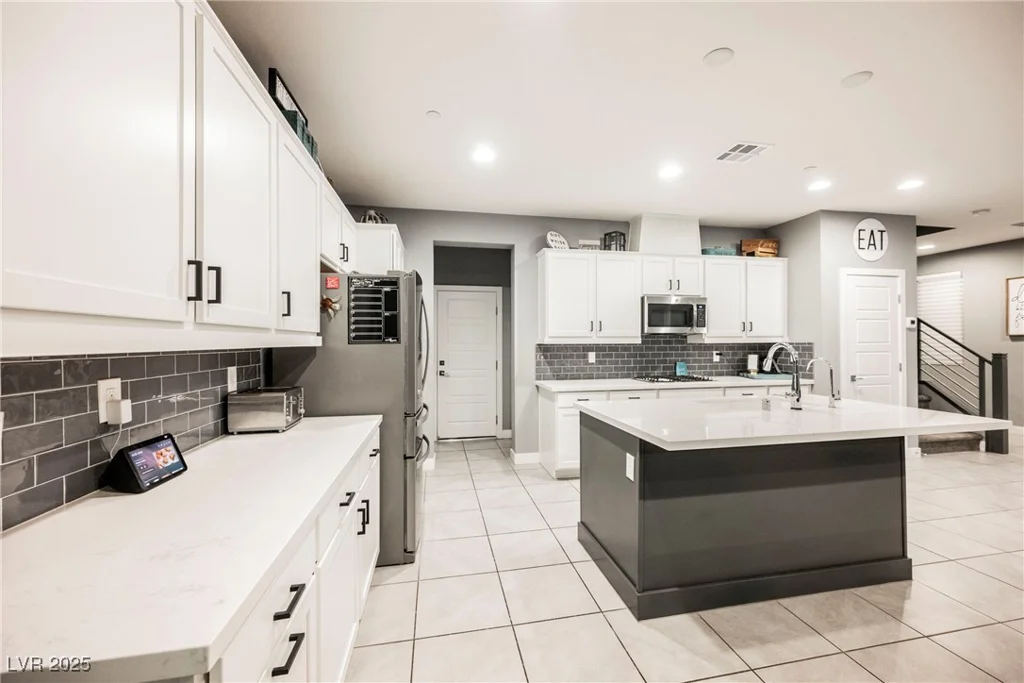 43 Flora Sagio, Henderson, NV 89011
