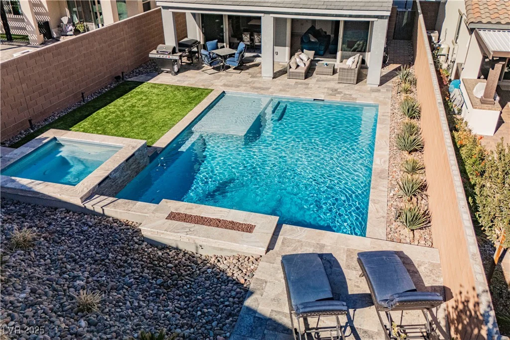 43 Flora Sagio, Henderson, NV 89011