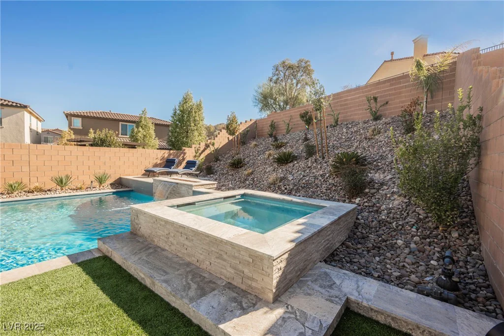 43 Flora Sagio, Henderson, NV 89011