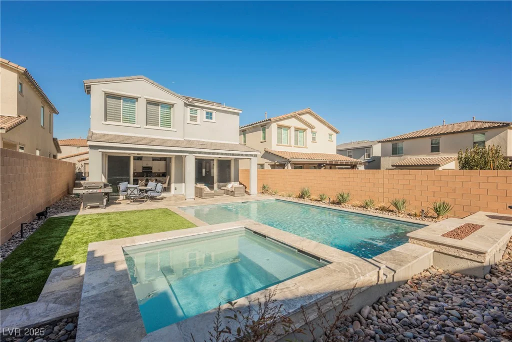 43 Flora Sagio, Henderson, NV 89011