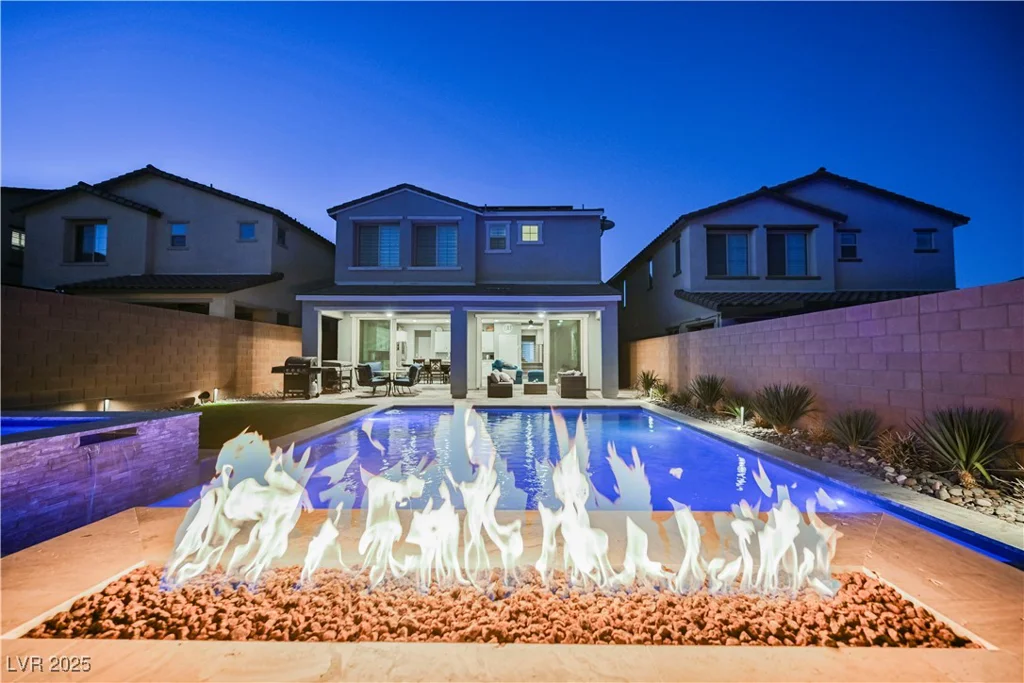 43 Flora Sagio, Henderson, NV 89011