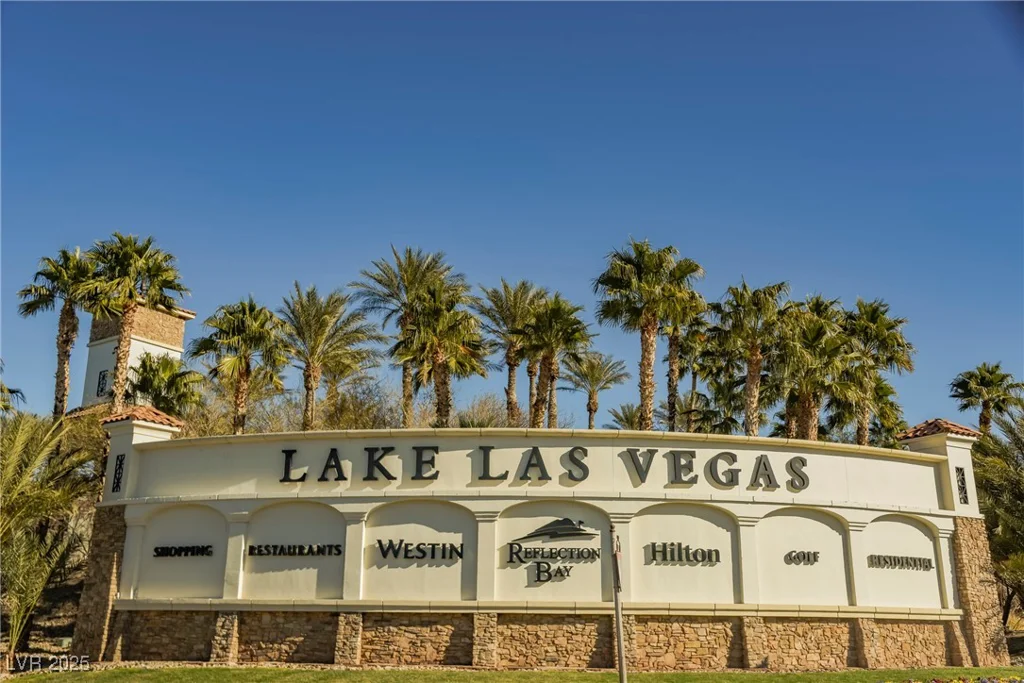 43 Flora Sagio, Henderson, NV 89011