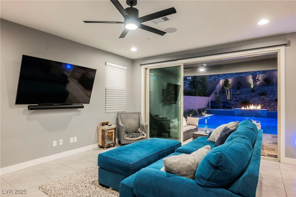 43 Flora Sagio, Henderson, NV 89011