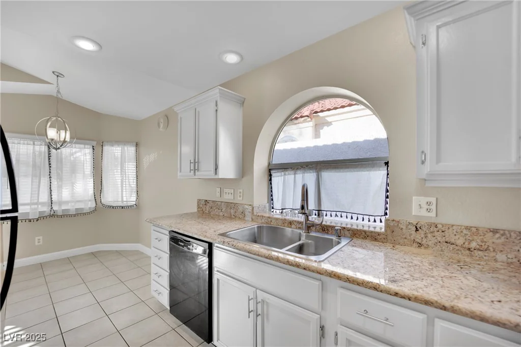 9709 Peacock Hill, Las Vegas, NV 89117