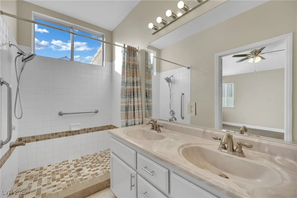 9709 Peacock Hill, Las Vegas, NV 89117