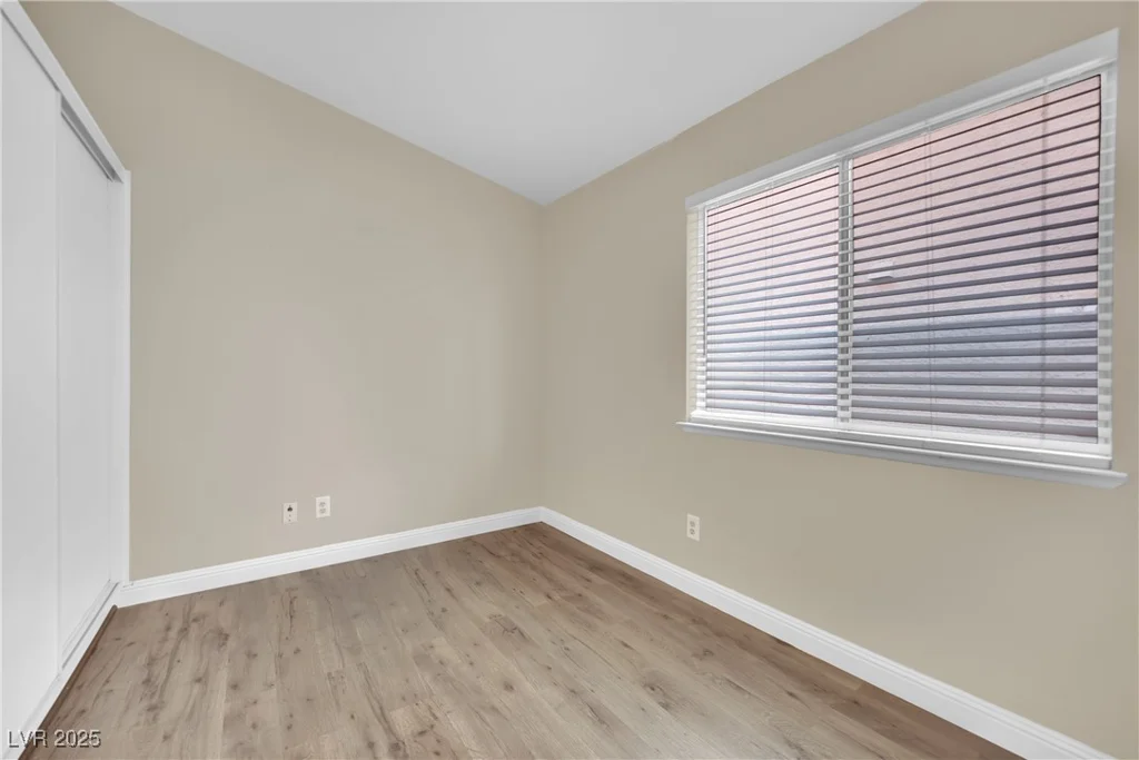 9709 Peacock Hill, Las Vegas, NV 89117