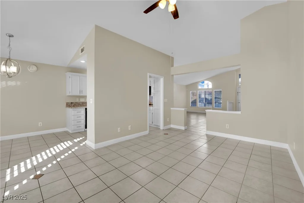 9709 Peacock Hill, Las Vegas, NV 89117