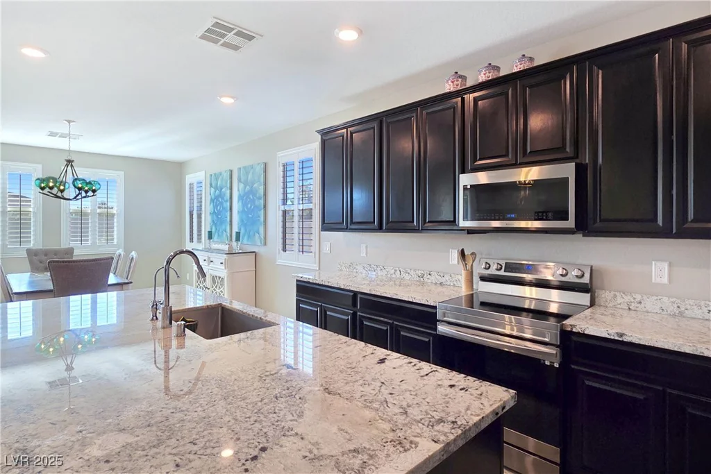 4601 Peppertree, Pahrump, NV 89061