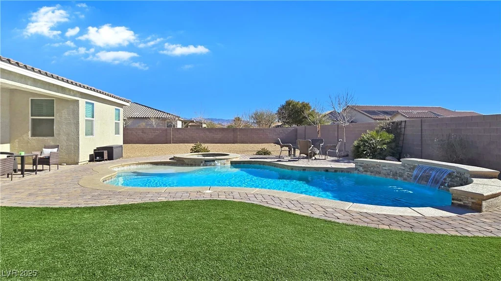 4601 Peppertree, Pahrump, NV 89061