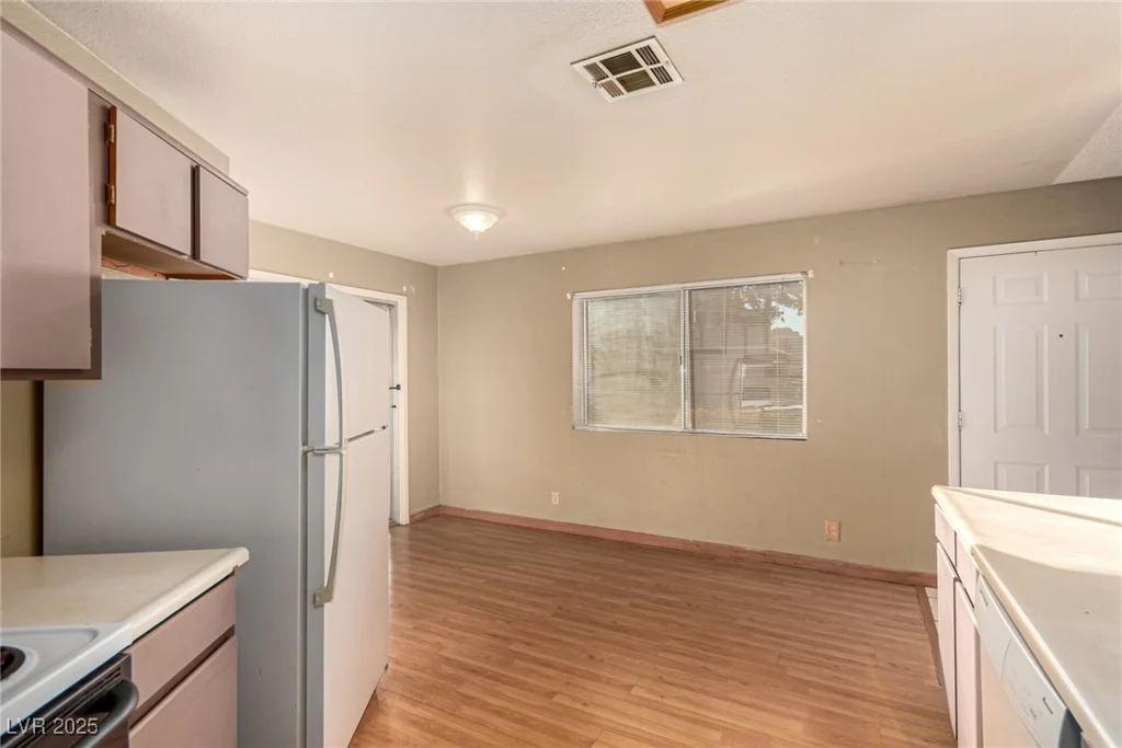 5101 Pioneer, Las Vegas, NV 89146