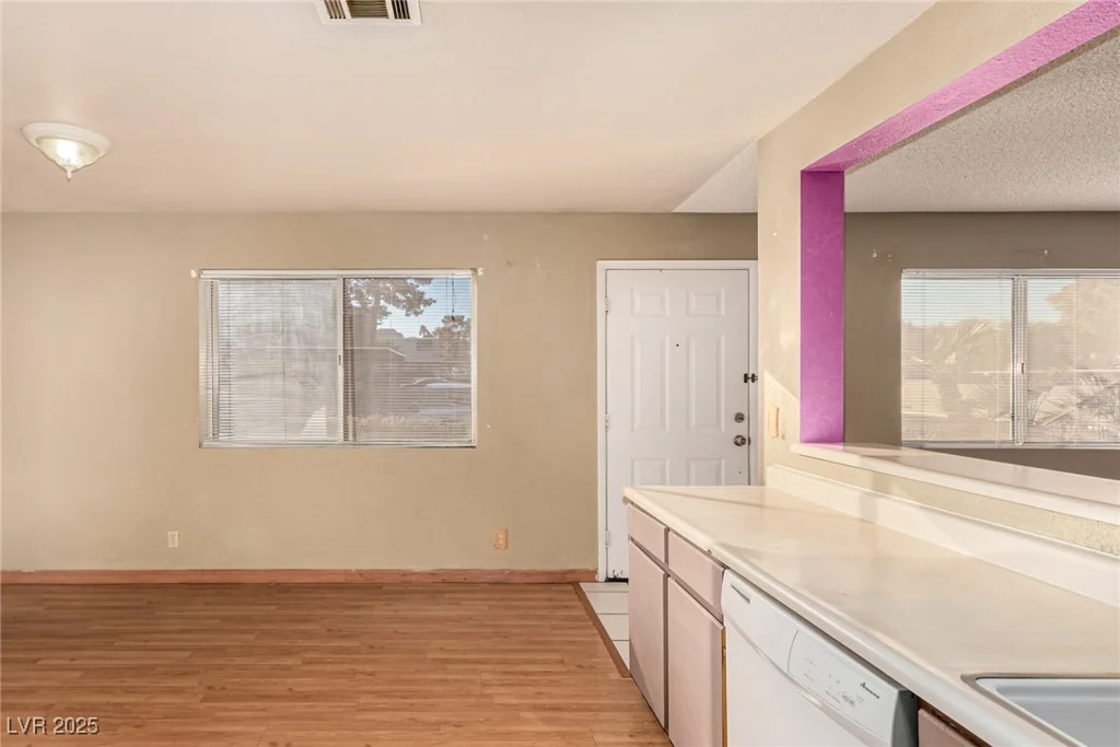 5101 Pioneer, Las Vegas, NV 89146