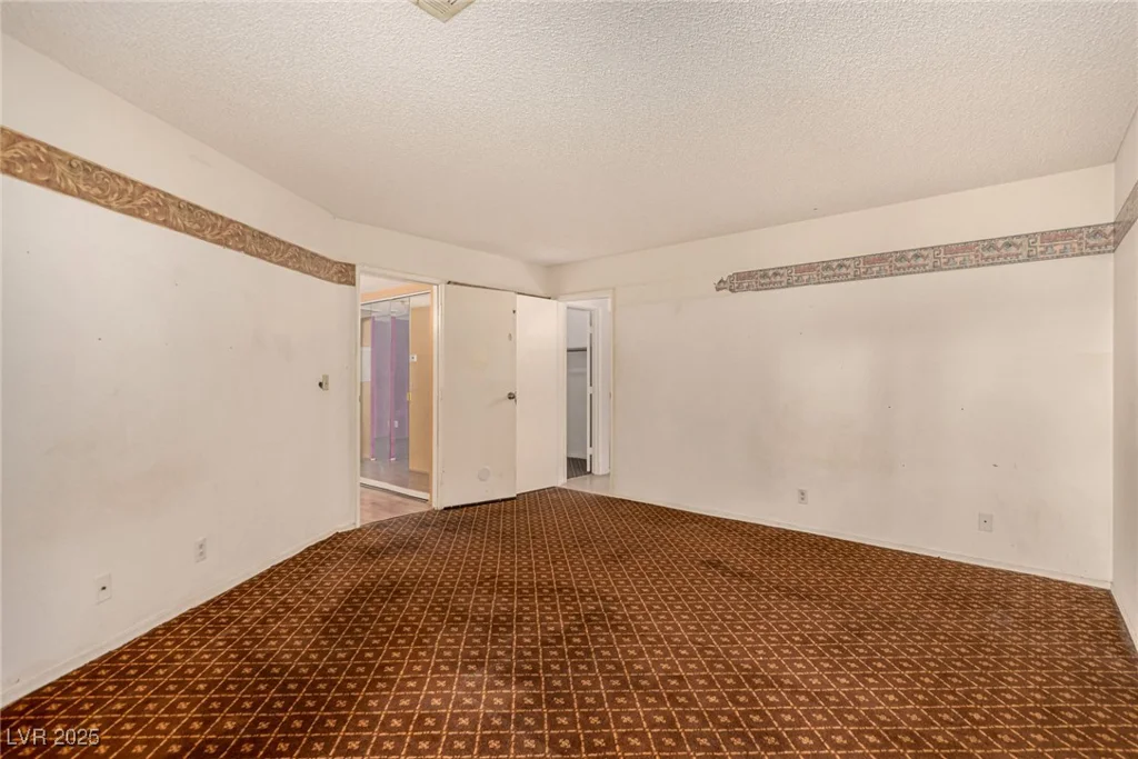 5101 Pioneer, Las Vegas, NV 89146