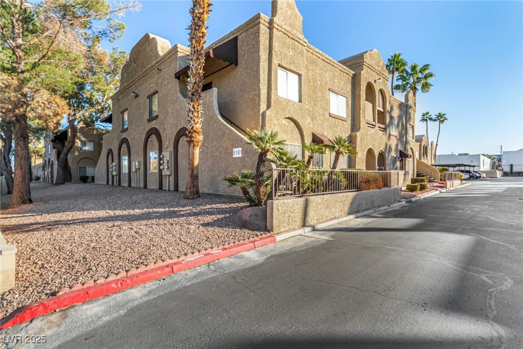 5101 Pioneer, Las Vegas, NV 89146