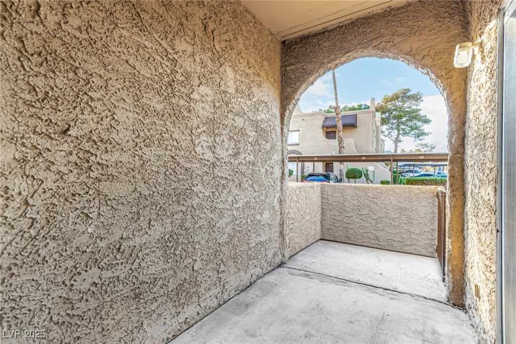 5101 Pioneer, Las Vegas, NV 89146