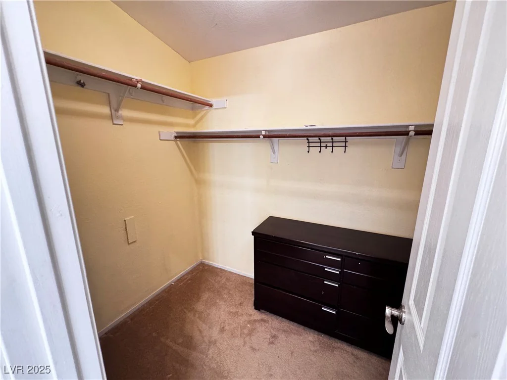 1808 Cedar Bluffs, Las Vegas, NV 89128