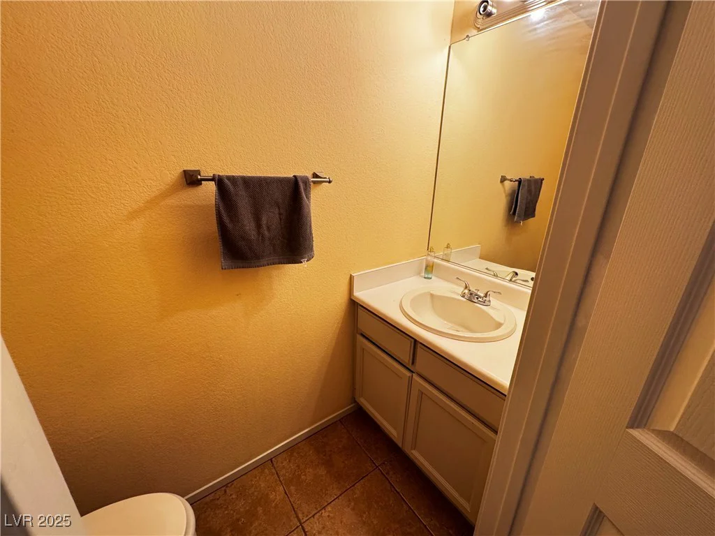 1808 Cedar Bluffs, Las Vegas, NV 89128