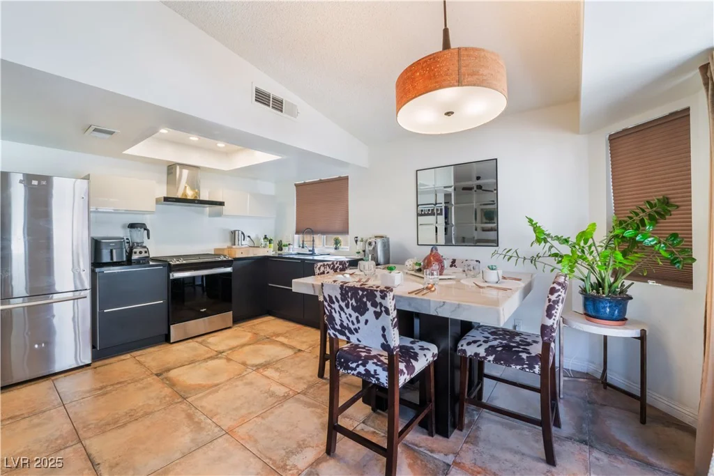 2781 Sandyfalls, Las Vegas, NV 89142