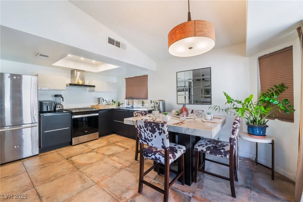 2781 Sandyfalls, Las Vegas, NV 89142