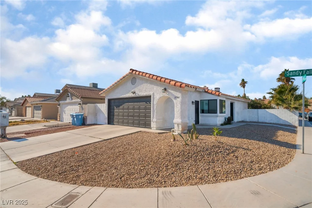 2781 Sandyfalls, Las Vegas, NV 89142